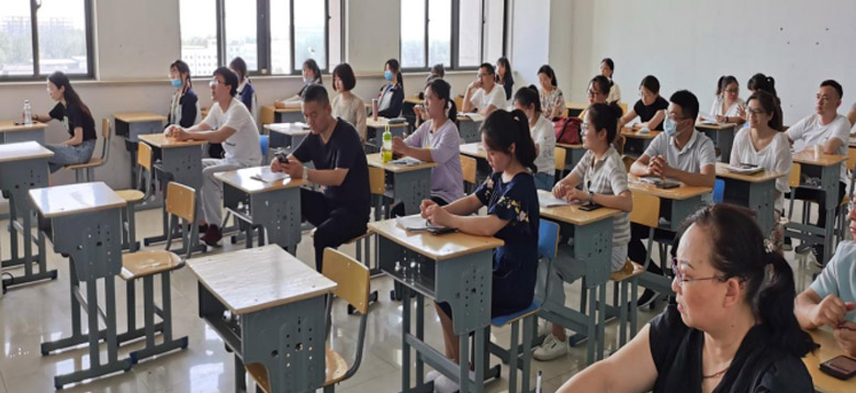 展教师风采 促技能提升 我院举办全市教学能力大赛院级选拔赛