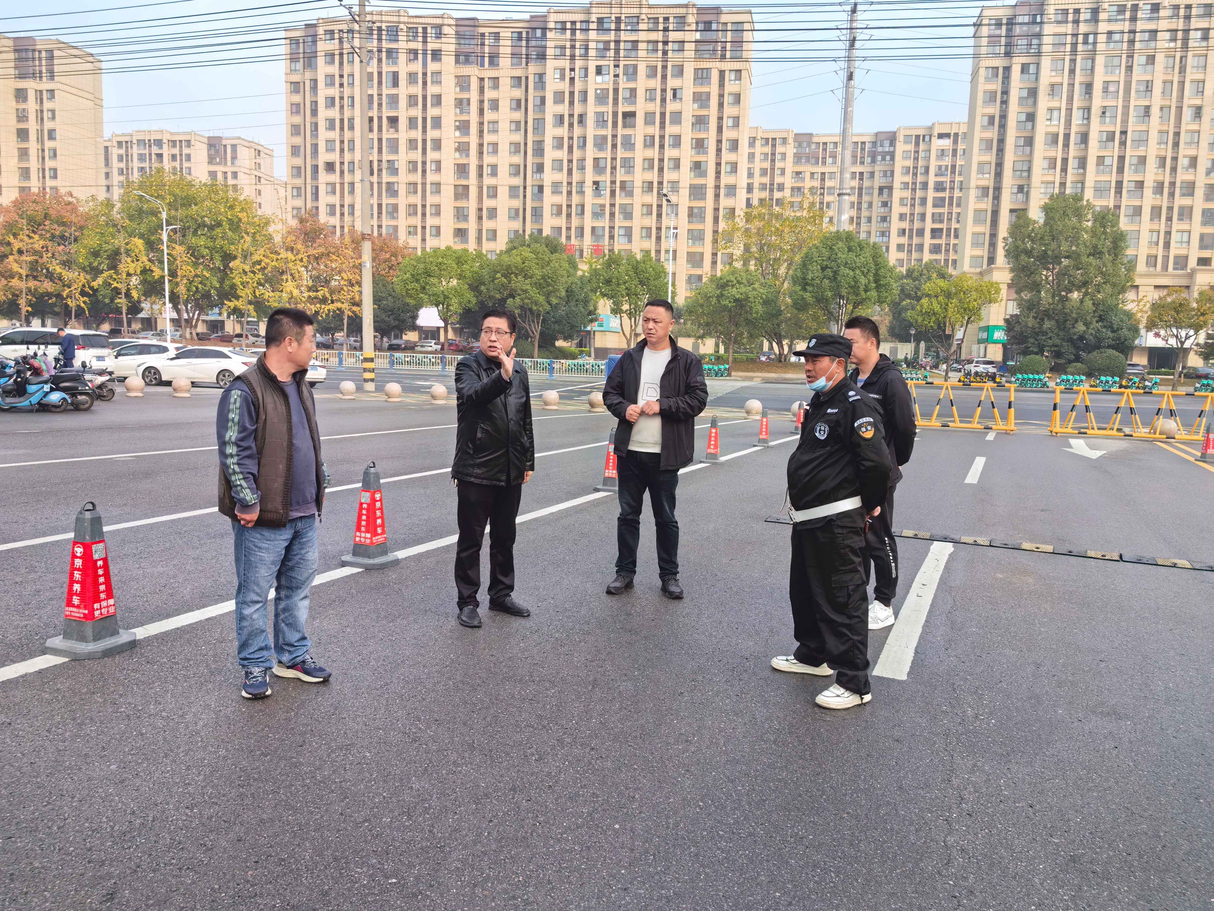 阜阳技师学院强化校园交通安全检查
